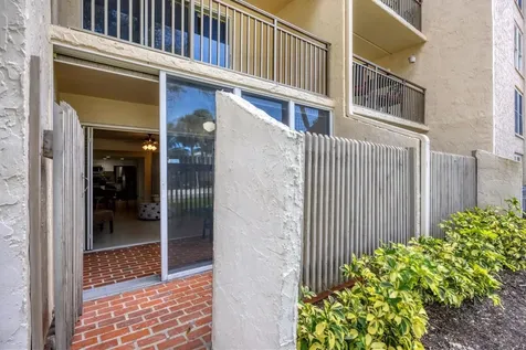 845 Benjamin Franklin Drive Sarasota FL 34236