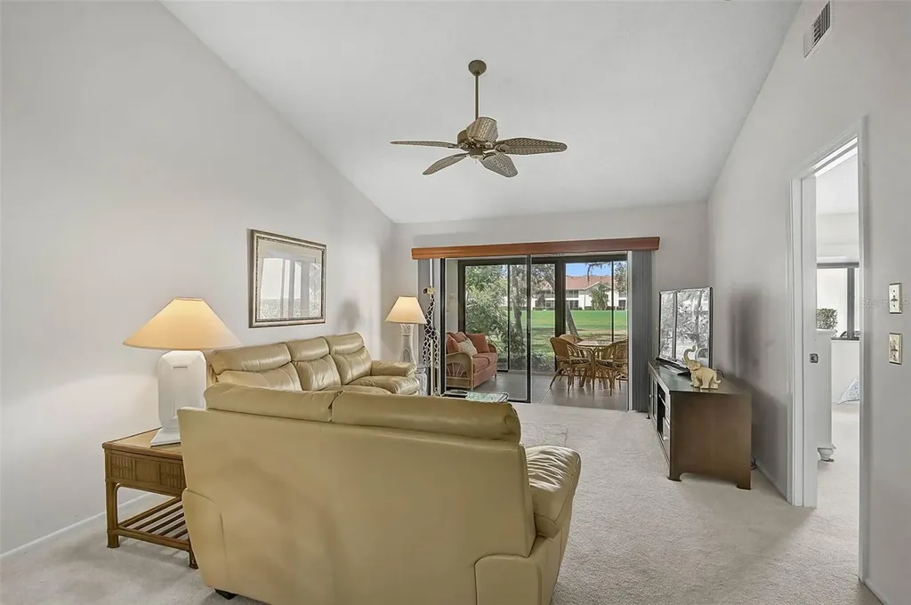 5633 Avista Drive Sarasota FL 34243
