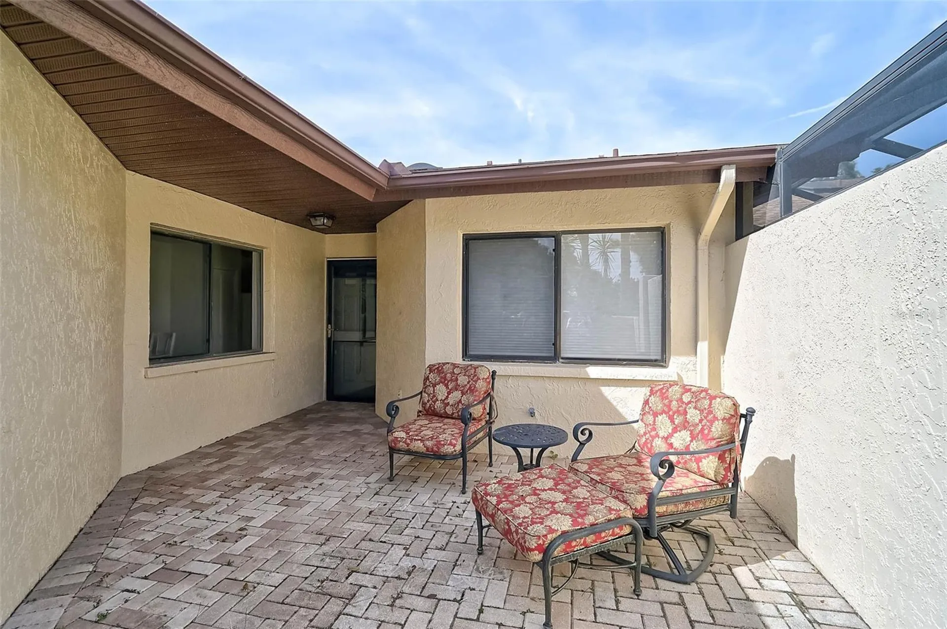 5633 Avista Drive Sarasota FL 34243