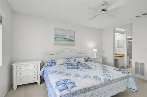 5633 Avista Drive Sarasota FL 34243