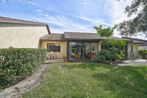 5633 Avista Drive Sarasota FL 34243