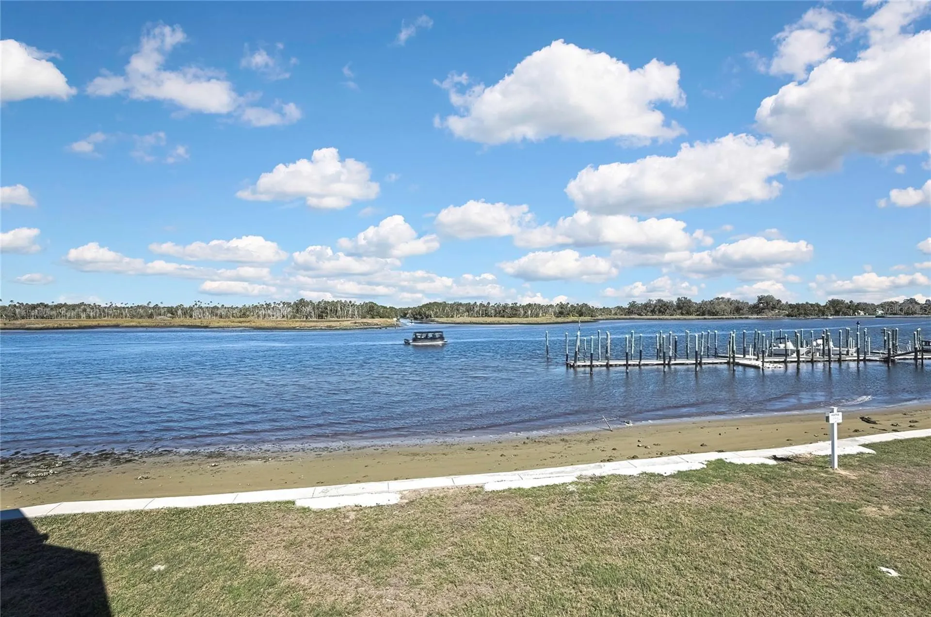 2855 N Rivers Edge Boulevard Crystal River FL 34429