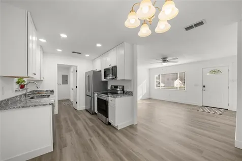 11264 SW 77th Court Ocala FL 34476