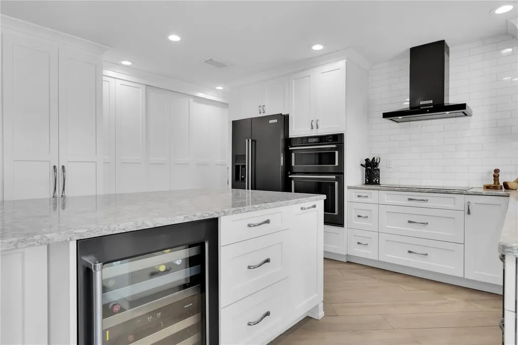 5559 Escondida Boulevard S St Petersburg FL 33715