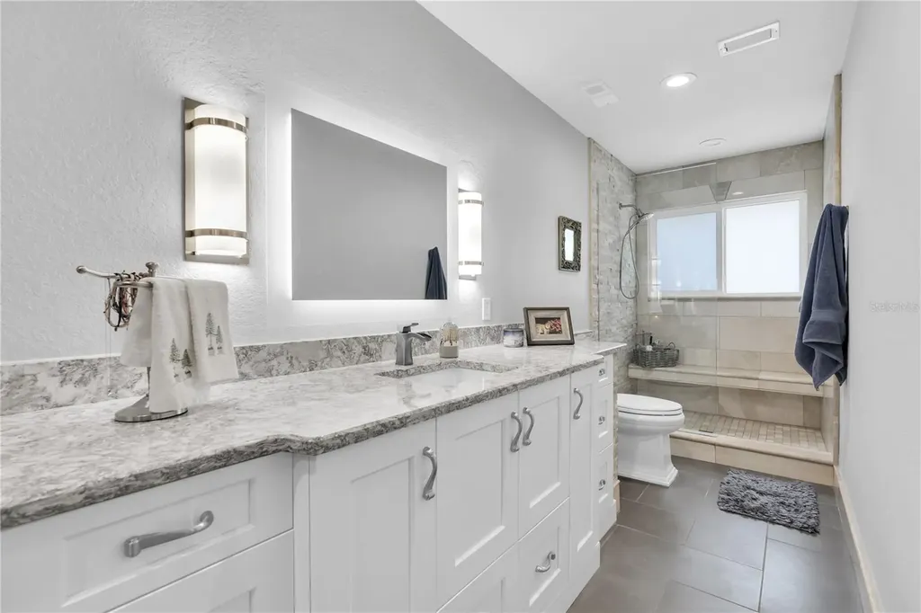 5559 Escondida Boulevard S St Petersburg FL 33715