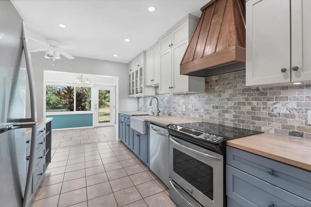 217 Southampton Drive Venice FL 34293