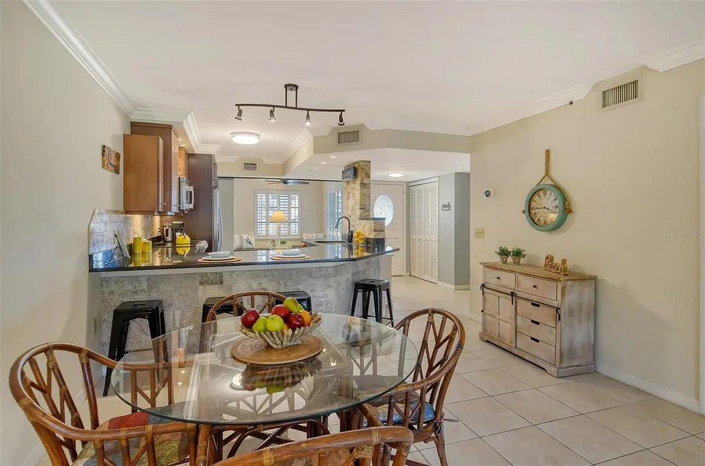 1243 Siesta Bayside Drive Sarasota FL 34242