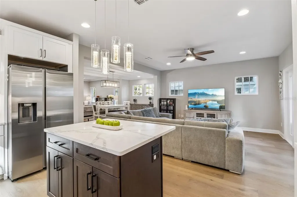 210 Hibiscus Court Orlando FL 32801