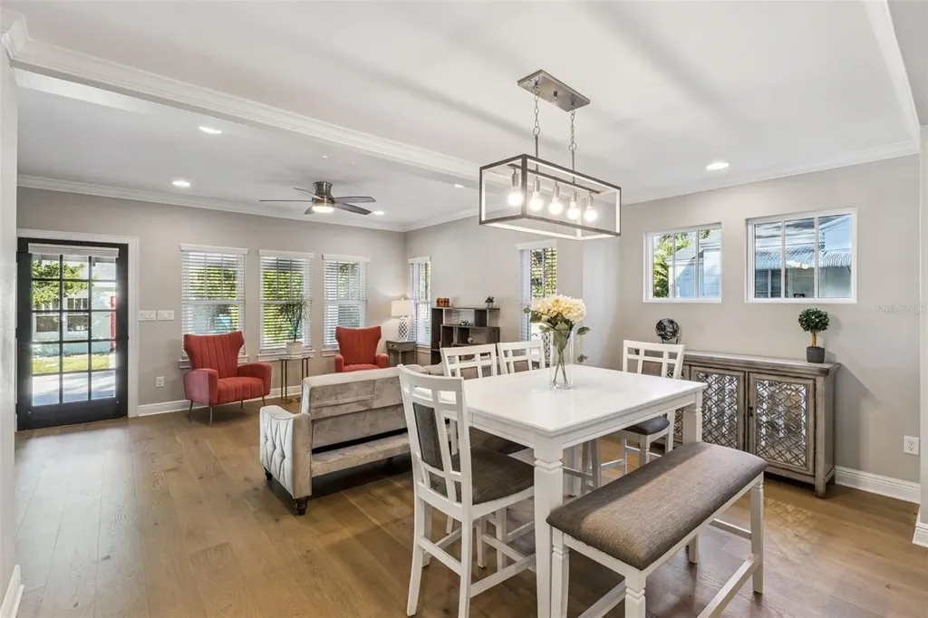 210 Hibiscus Court Orlando FL 32801