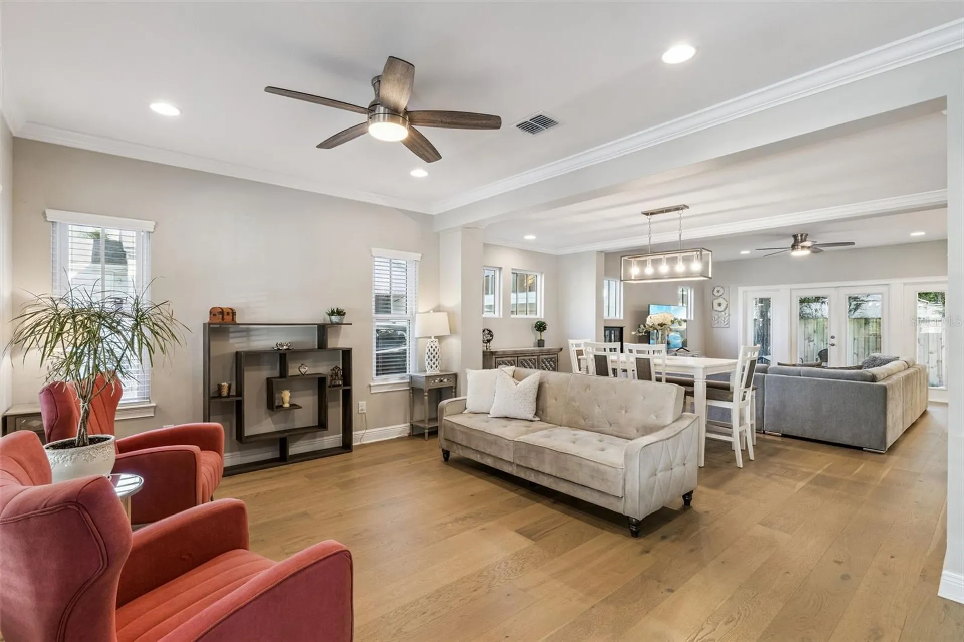 210 Hibiscus Court Orlando FL 32801