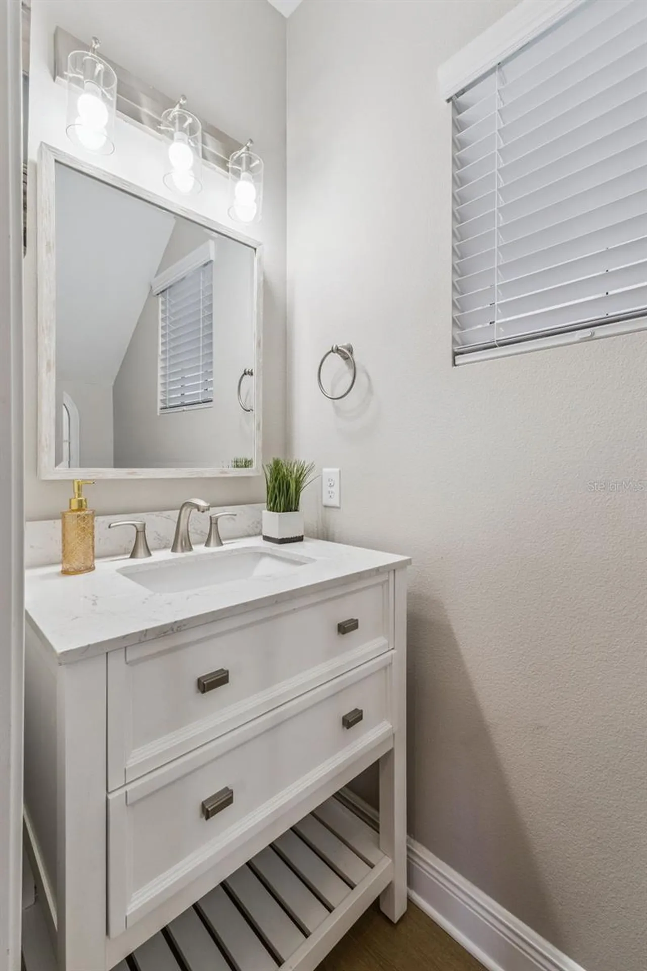 210 Hibiscus Court Orlando FL 32801