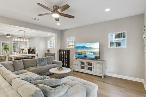 210 Hibiscus Court Orlando FL 32801