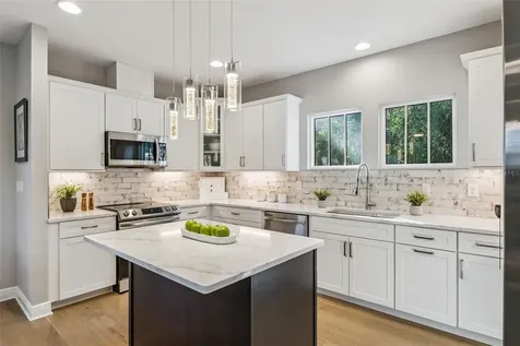 210 Hibiscus Court Orlando FL 32801