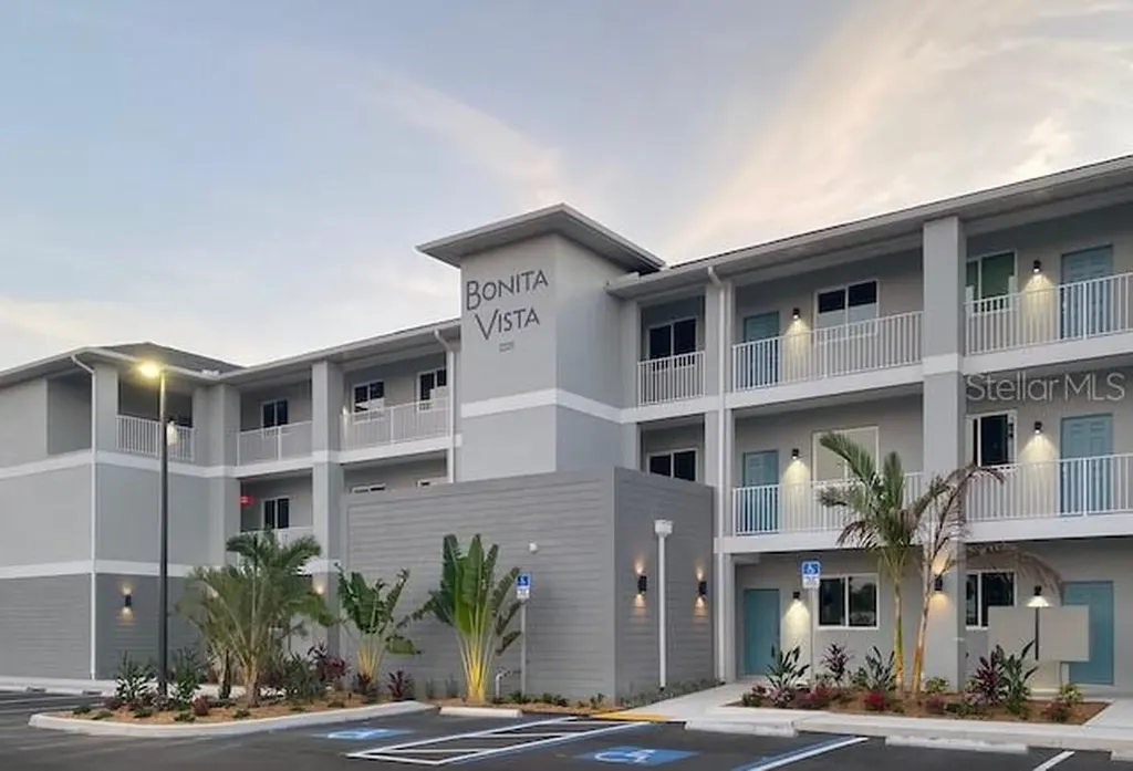 2225 14th Avenue W Palmetto FL 34221