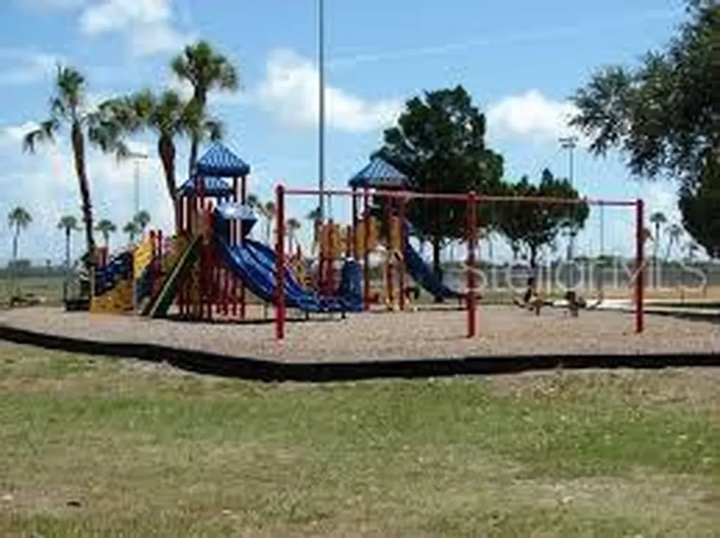 2225 14th Avenue W Palmetto FL 34221