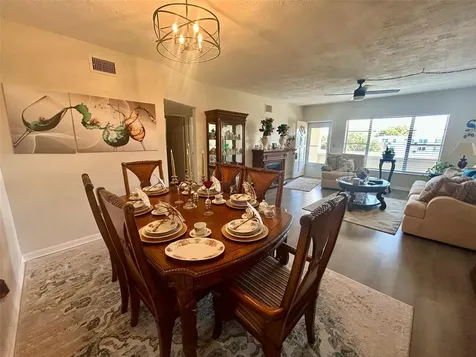 2434 Australia Way E Clearwater FL 33763