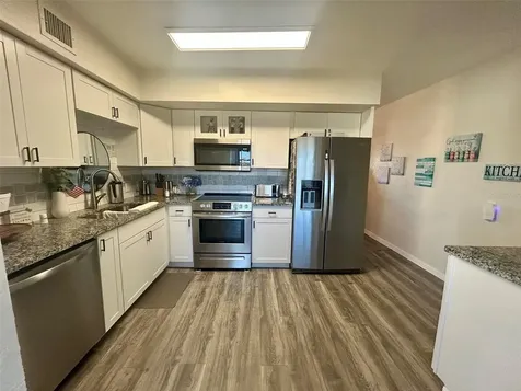 2434 Australia Way E Clearwater FL 33763