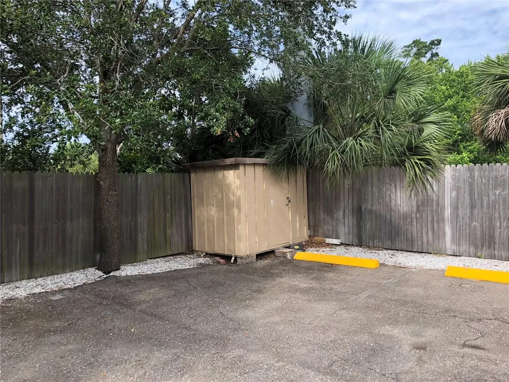 520 70th Street N St Petersburg FL 33710