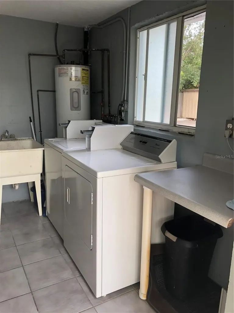 520 70th Street N St Petersburg FL 33710