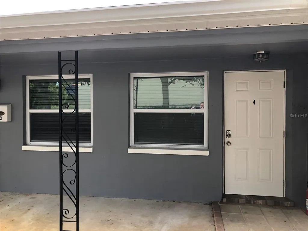 520 70th Street N St Petersburg FL 33710
