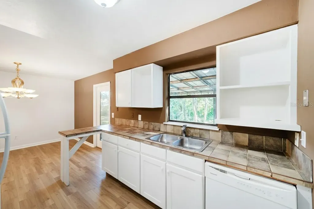 405 SW 257th Terrace Newberry FL 32669