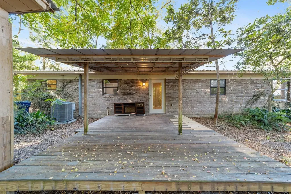 405 SW 257th Terrace Newberry FL 32669