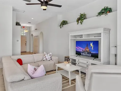 467 Calabay Parc Boulevard Davenport FL 33897