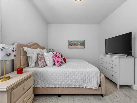 467 Calabay Parc Boulevard Davenport FL 33897