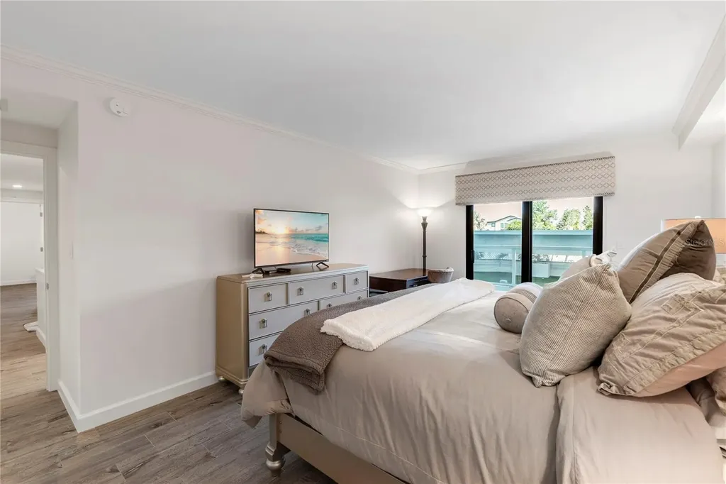 1000 Longboat Club Road Longboat Key FL 34228