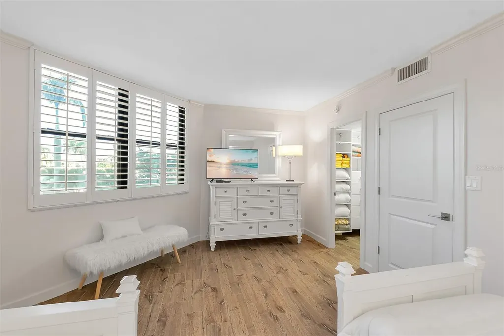 1000 Longboat Club Road Longboat Key FL 34228