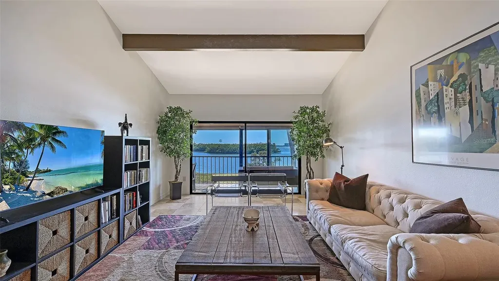 1518 Pelican Point Drive Sarasota FL 34231
