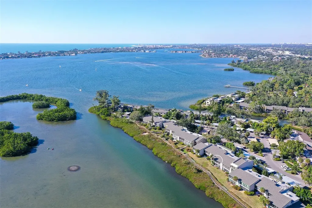 1518 Pelican Point Drive Sarasota FL 34231