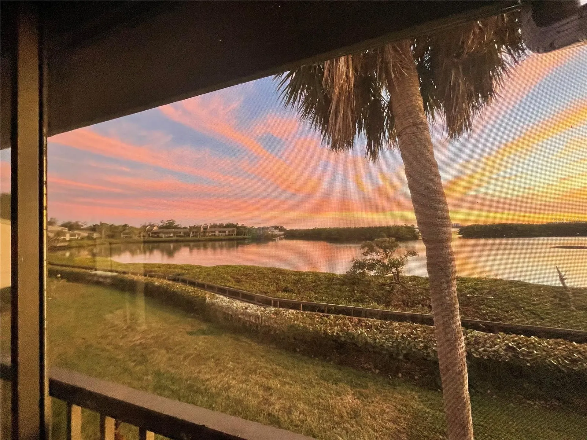 1518 Pelican Point Drive Sarasota FL 34231