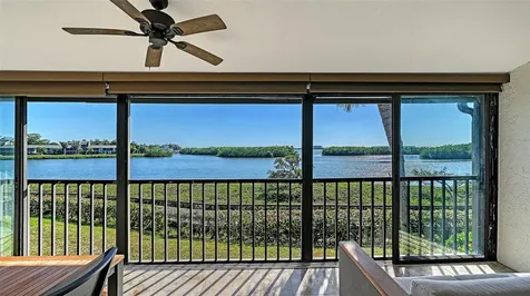 1518 Pelican Point Drive Sarasota FL 34231