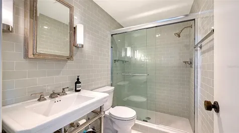 1518 Pelican Point Drive Sarasota FL 34231