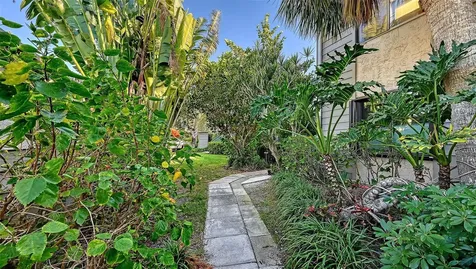 1518 Pelican Point Drive Sarasota FL 34231