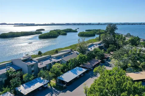 1518 Pelican Point Drive Sarasota FL 34231