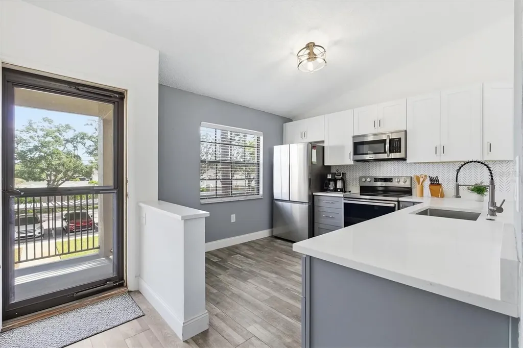 2178 Elm Street Dunedin FL 34698