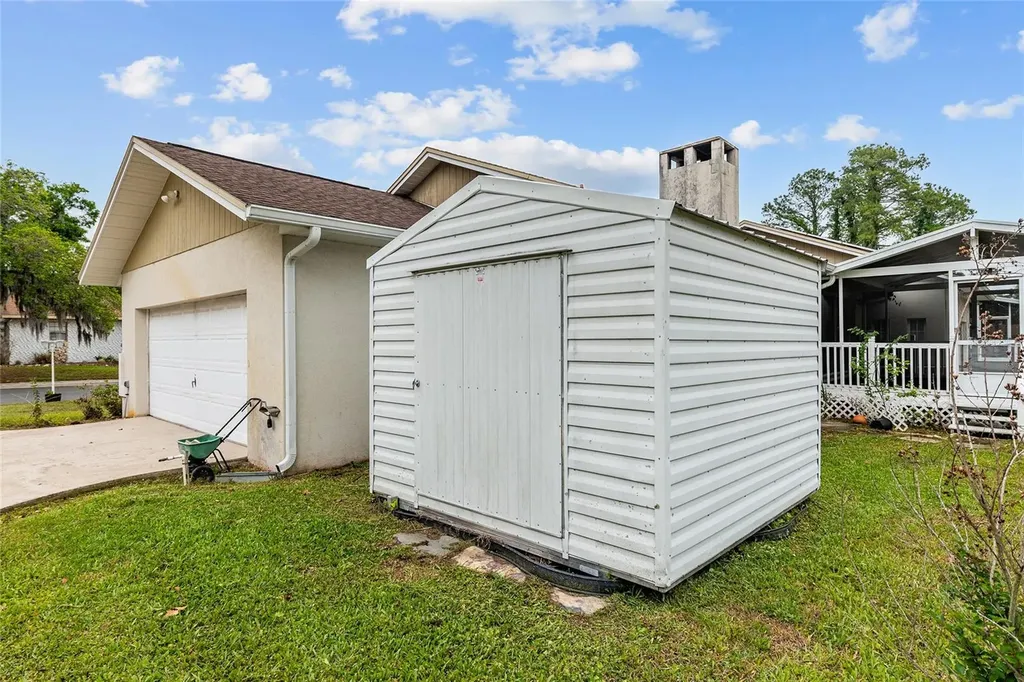 1135 SE 12th Avenue Gainesville FL 32641