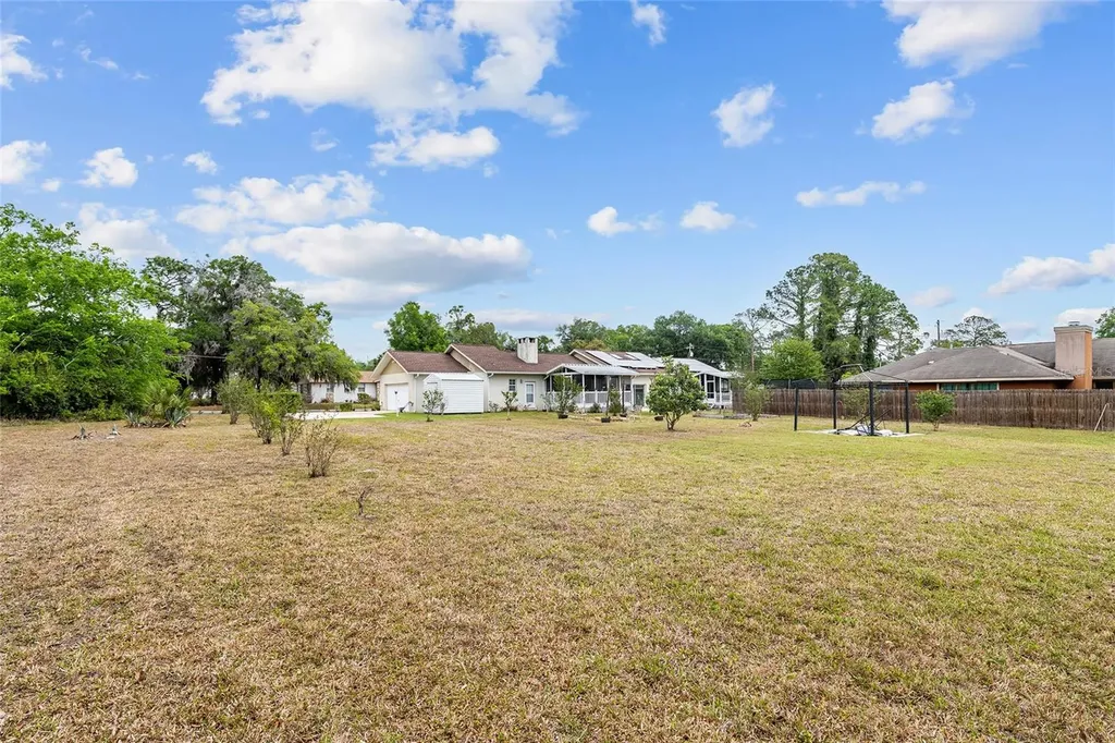 1135 SE 12th Avenue Gainesville FL 32641
