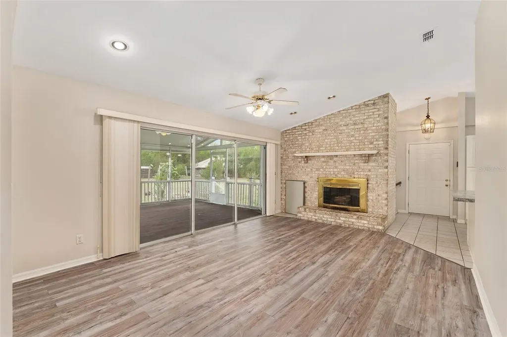 1135 SE 12th Avenue Gainesville FL 32641