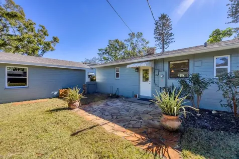 4737 Del Rio Way S Gulfport FL 33711