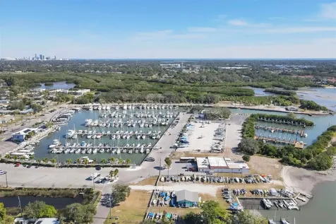 4737 Del Rio Way S Gulfport FL 33711