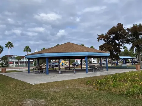 4737 Del Rio Way S Gulfport FL 33711
