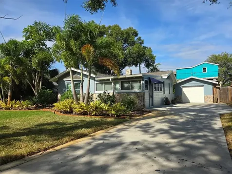 4737 Del Rio Way S Gulfport FL 33711