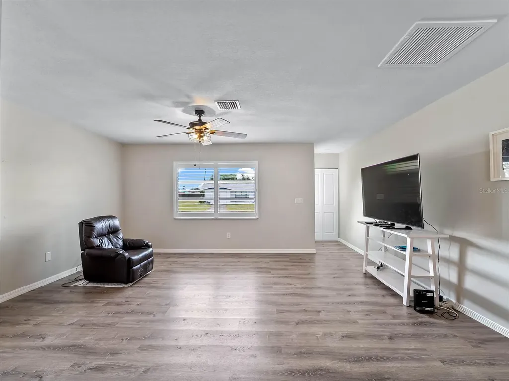 2367 Ivanhoe Street Port Charlotte FL 33952