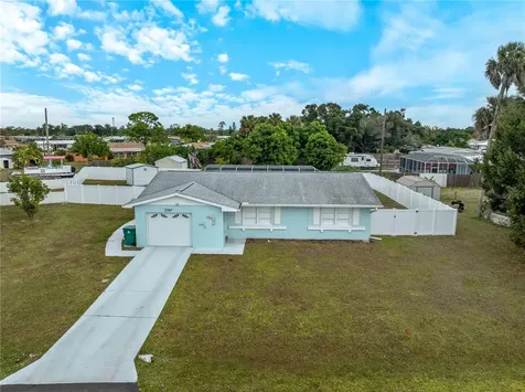 2367 Ivanhoe Street Port Charlotte FL 33952