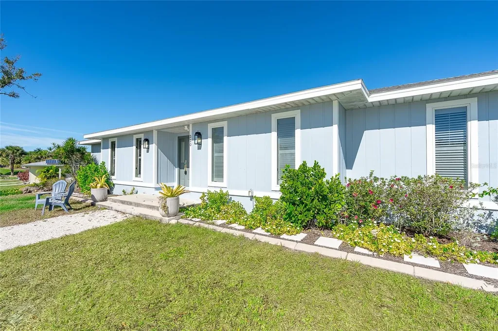 320 Anchor Row Placida FL 33946