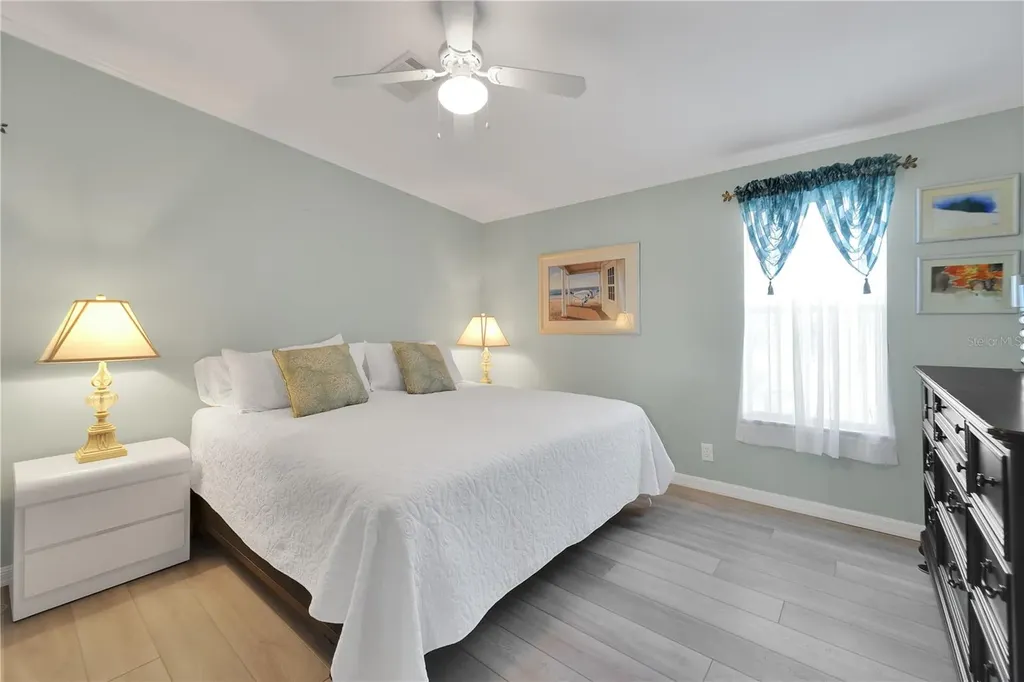 2100 Kings Highway Port Charlotte FL 33980