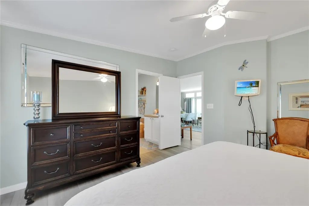 2100 Kings Highway Port Charlotte FL 33980